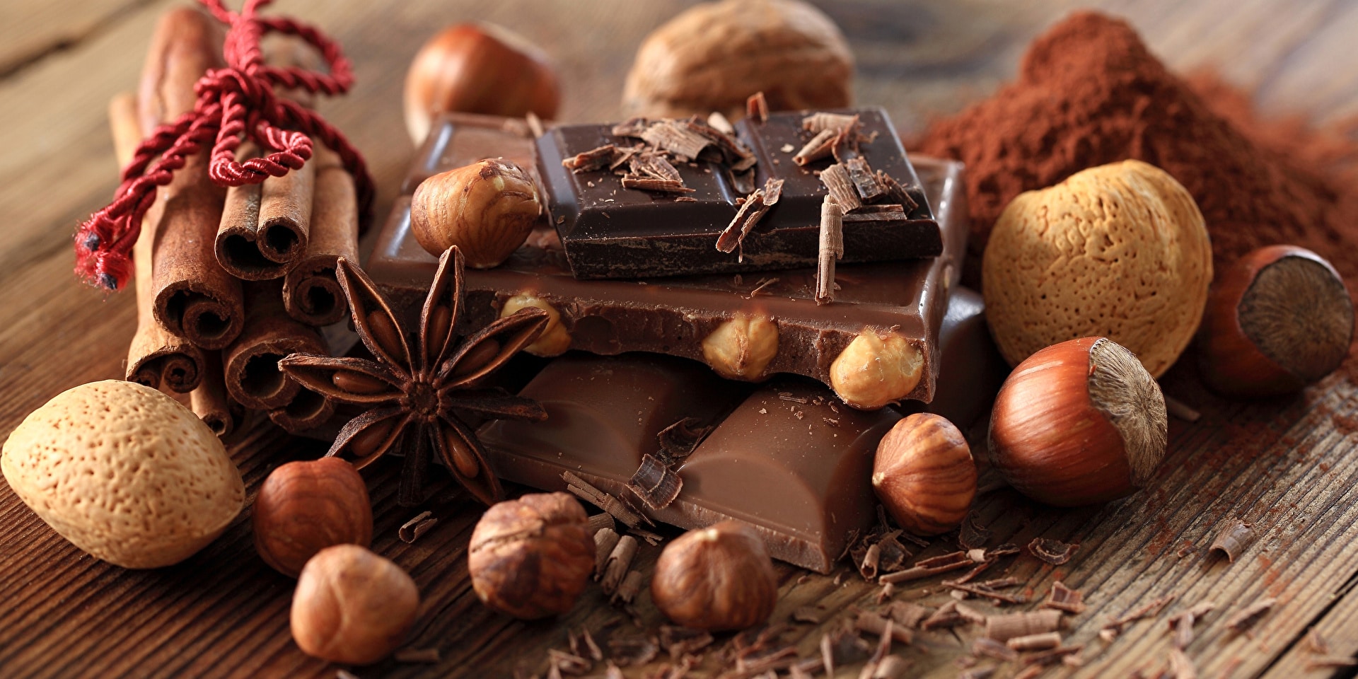 Шоколад и орехи