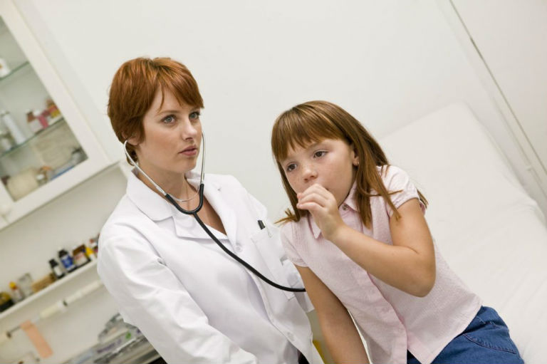 Аллергический кашель у ребенка, симптомы и лечение